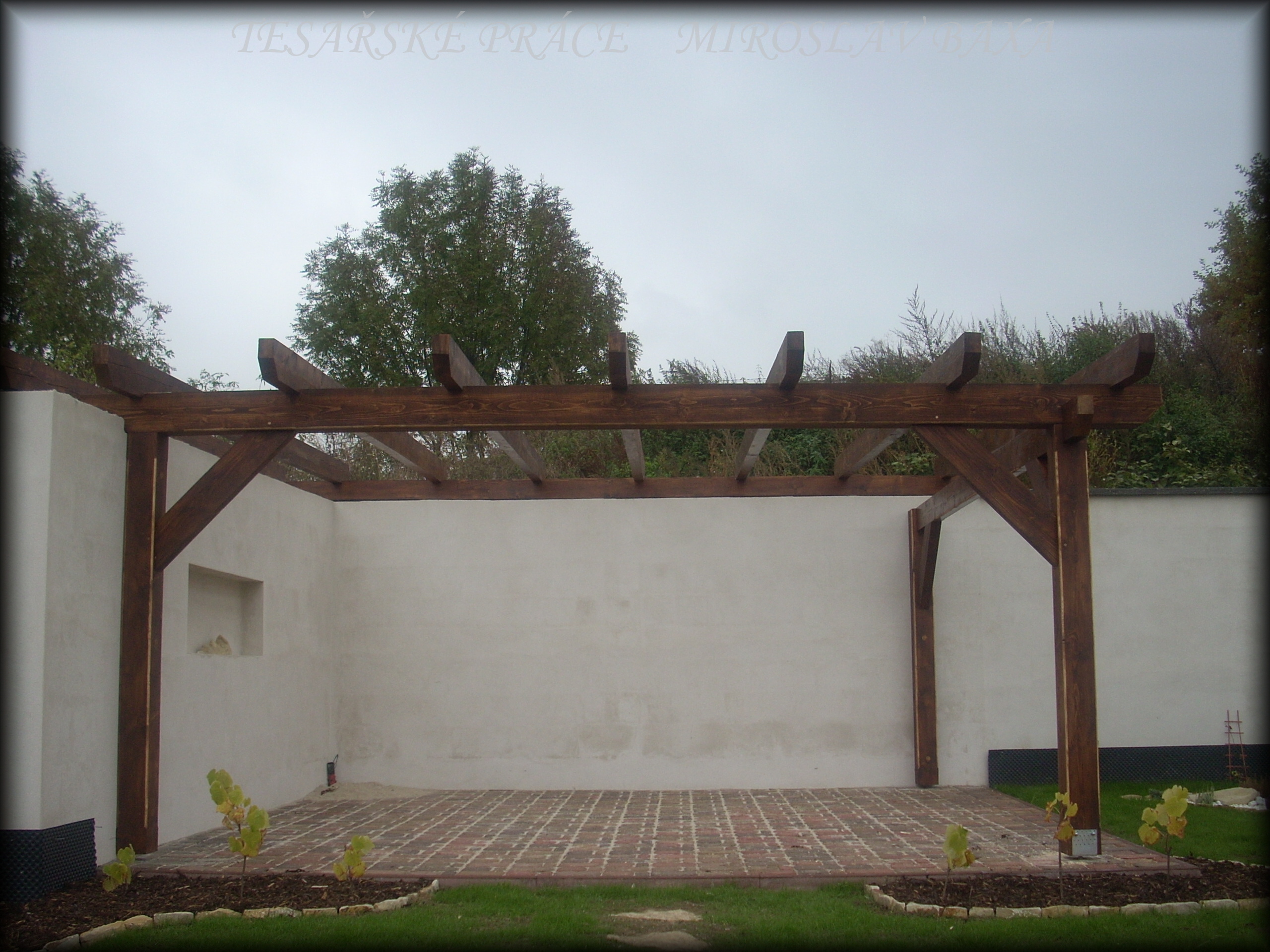 Všechromy - pergola2.jpg